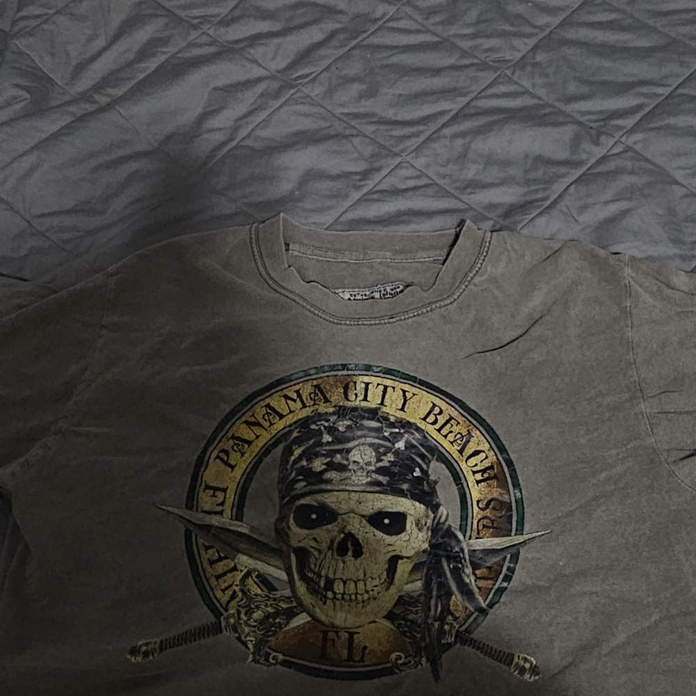 Graphic-T